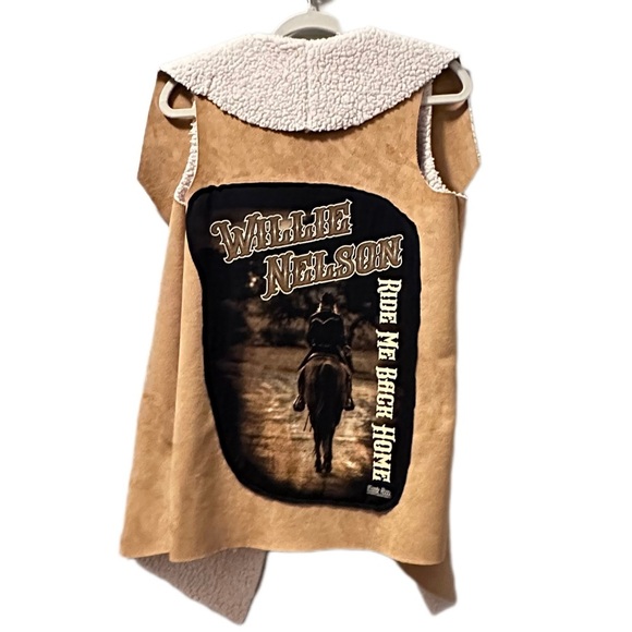 Jackets & Blazers - Willie Nelson ride me back home No Boundaries Junior Cozy Sueded Sherpa Vest